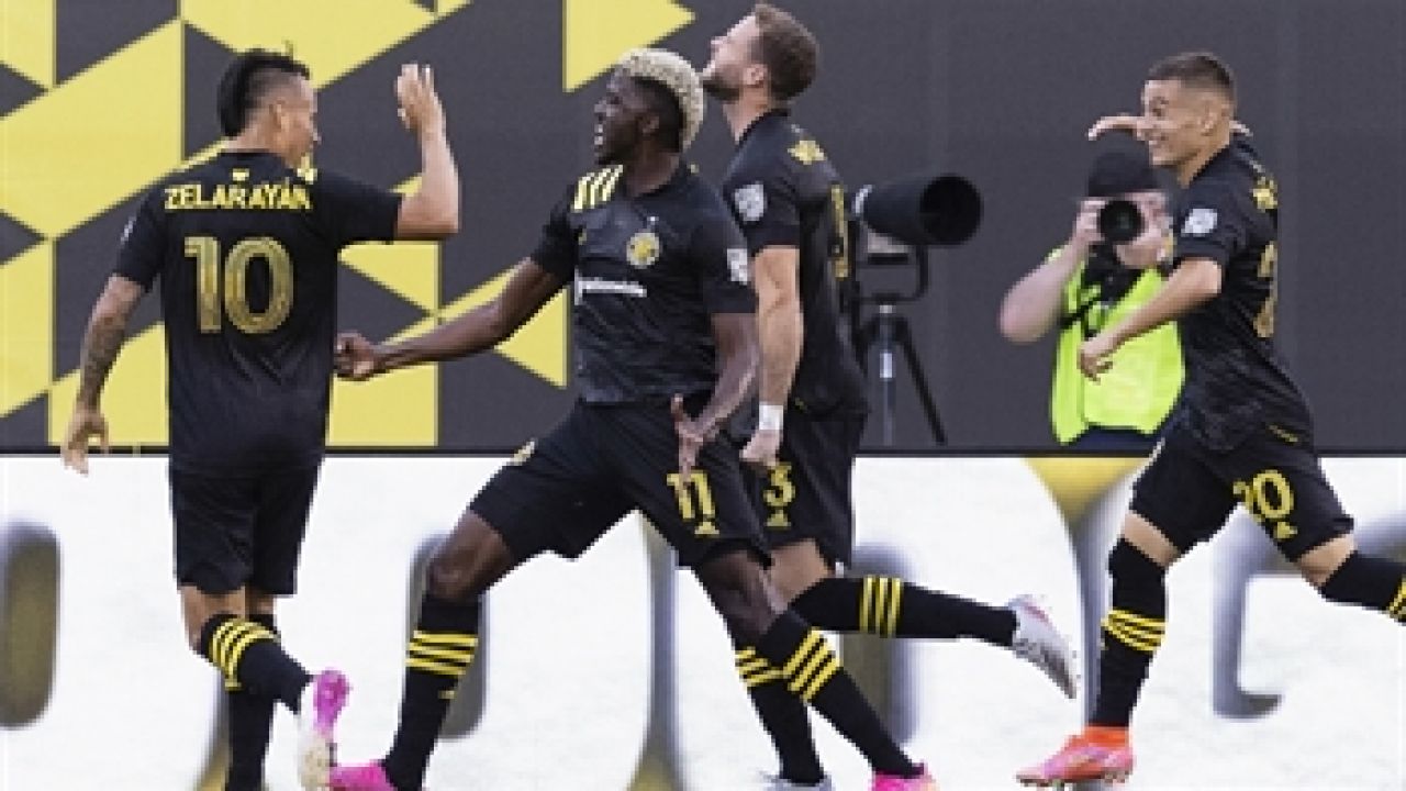 Gyasi Zardes, Columbus Crew’in Chicago Fire’ı 2-0 yendiği maçta iki gol attı