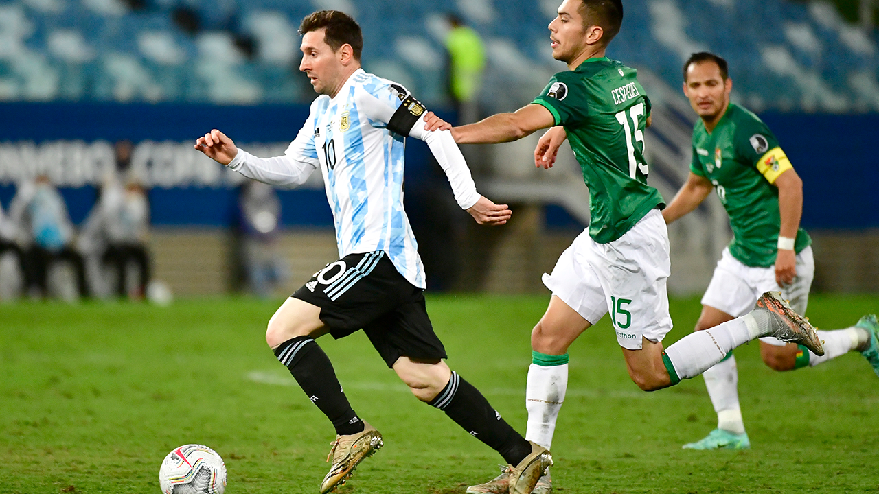 Messi’nin maçın ikincisi Arjantin’e Bolivya karşısında 3-0 öne geçti