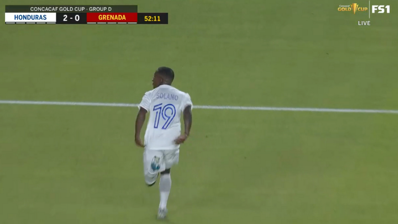 Edwin Solano’nun dengeli bitirişi Honduras’ın Grenada karşısında 2-0 öne geçmesine yardımcı oluyor
