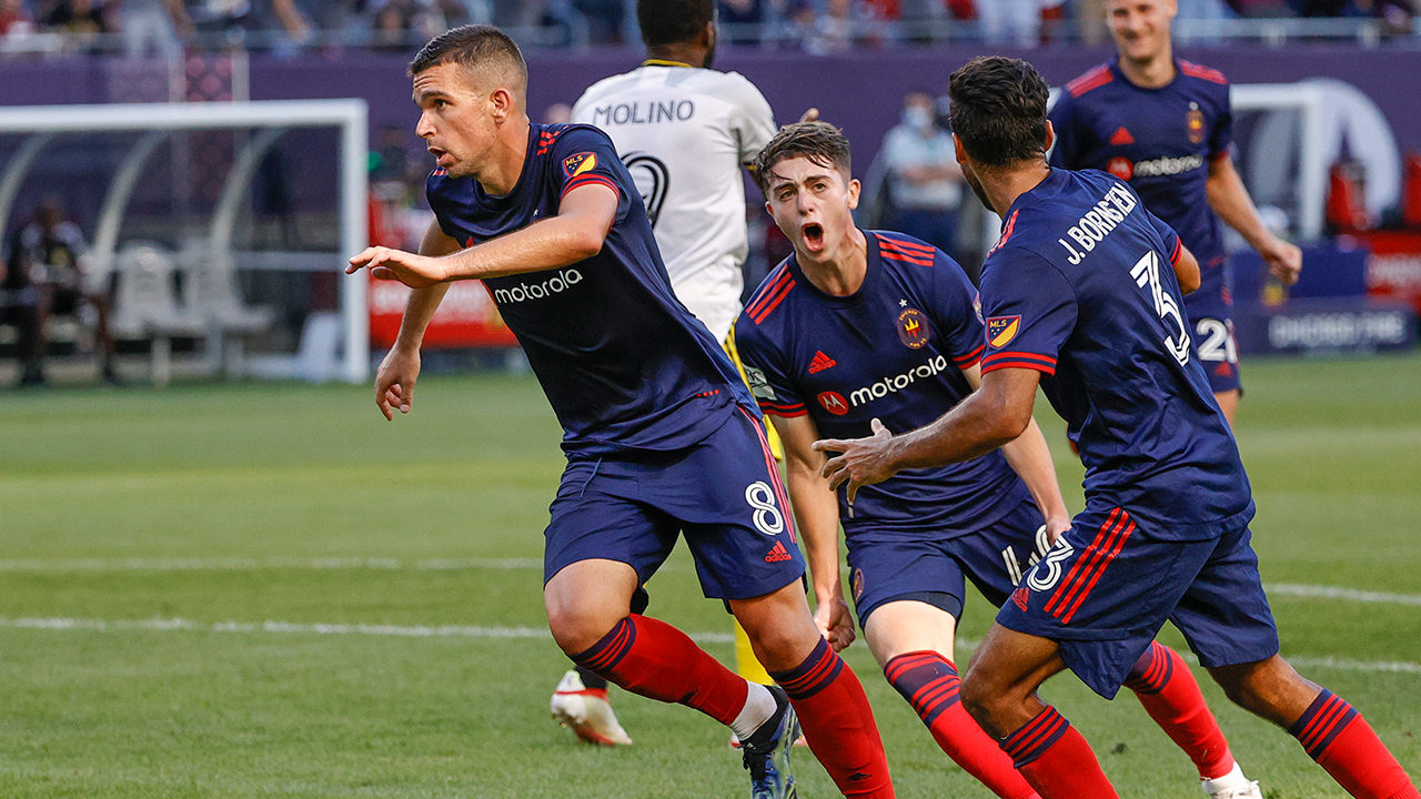 Luka Stojanović, Fire FC’yi Crew’i 1-0 geride bırakmak için geç kaldı