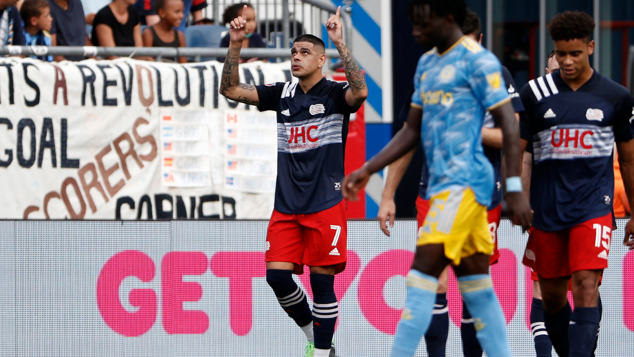 Gustavo Bou’nun MLS lideri 11. golü New England Revolution’ın Philadelphia Union’ı 2-1 geçmesine yardımcı oldu